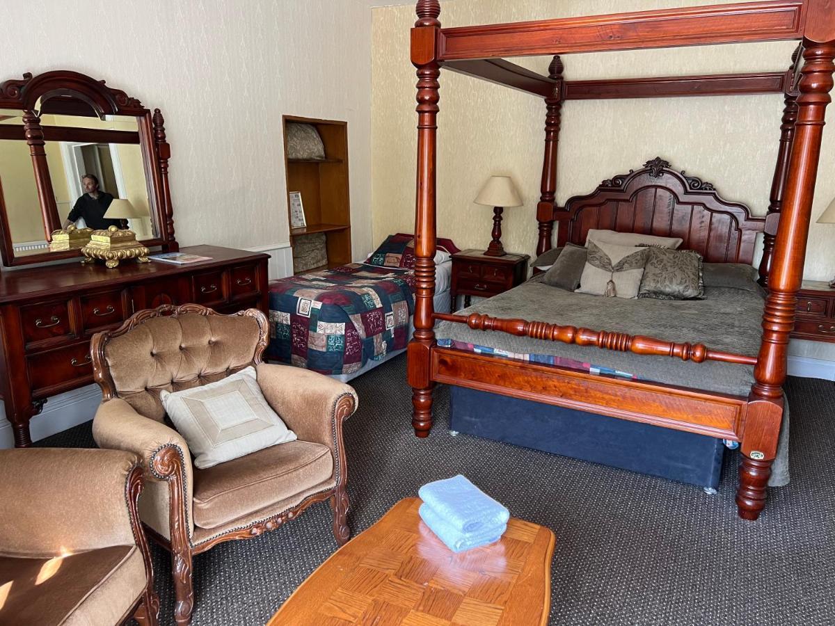 Strathpeffer Hotel Buitenkant foto